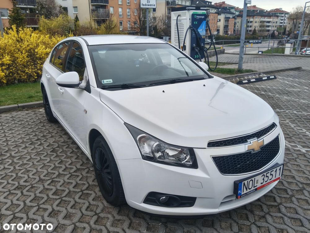 Chevrolet Cruze 1.8 LT - 4