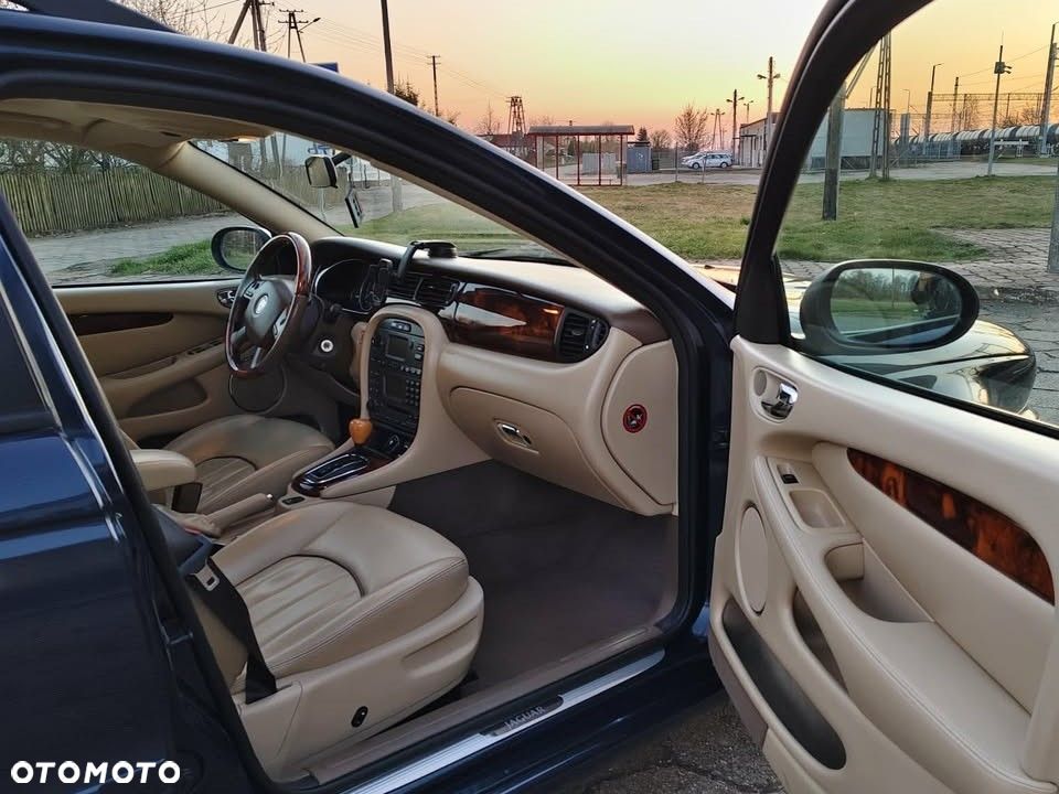 Jaguar X-Type - 5