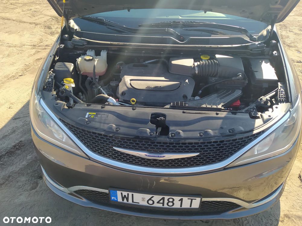 Chrysler Pacifica - 18