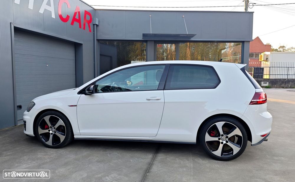 VW Golf 2.0 TSi GTi - 8