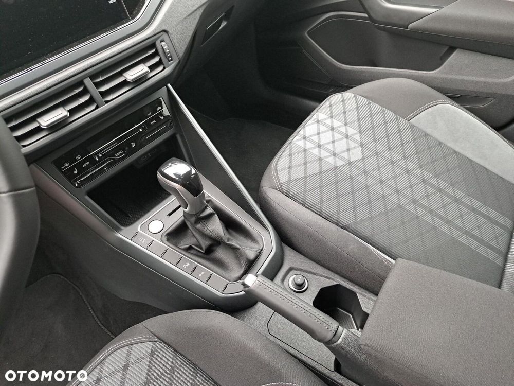 Volkswagen Taigo - 15