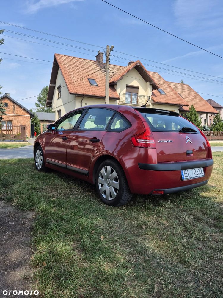 Citroën C4 1.6 16V Impress - 1