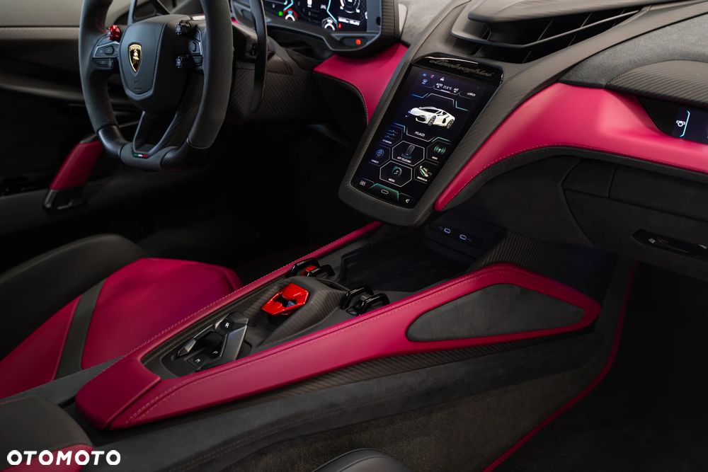 Lamborghini Revuelto - 9