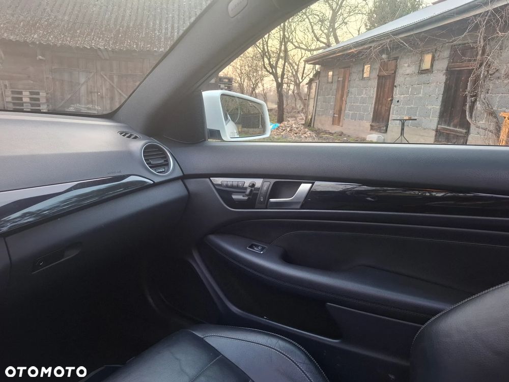 Mercedes-Benz Klasa C 350 (BlueEFFICIENCY) 7G-TRONIC - 10
