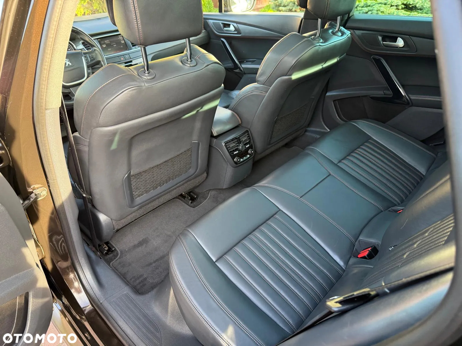 Peugeot 508 RXH BlueHDi 180 EAT6 Stop&Start - 23