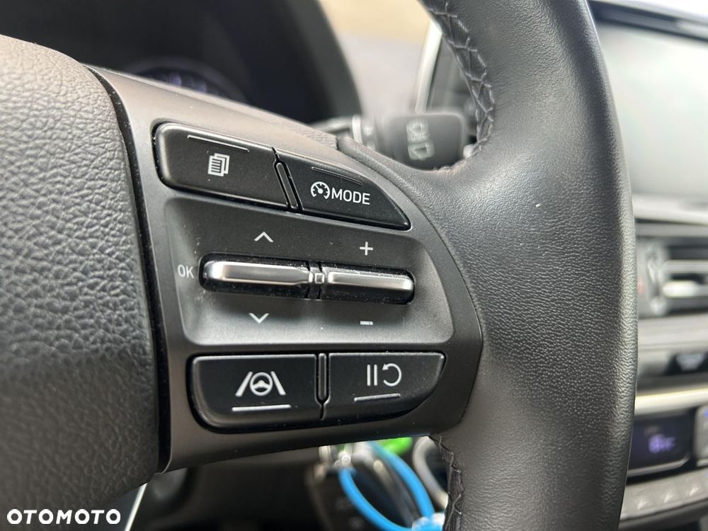 Hyundai i30 - 23