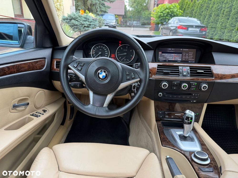 BMW Seria 5 535d Edition Lifestyle - 33