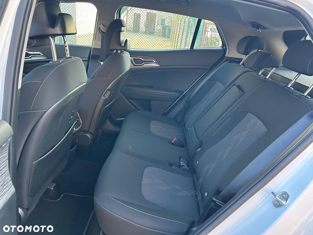 Kia Sportage 1.6 CRDI MHEV Business Line 2WD DCT - 14