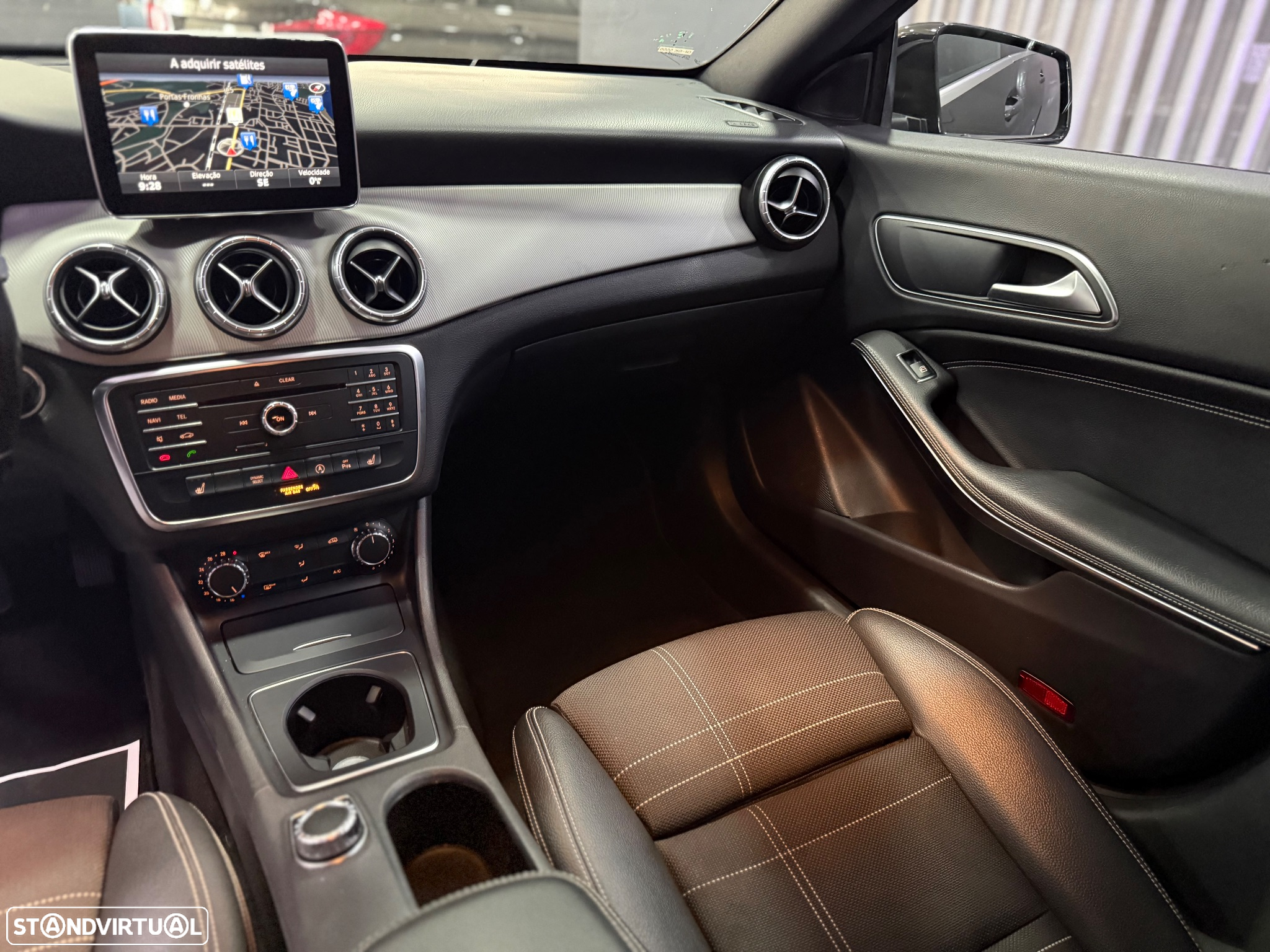 Mercedes-Benz CLA 200 d Shooting Brake Urban Aut. - 17