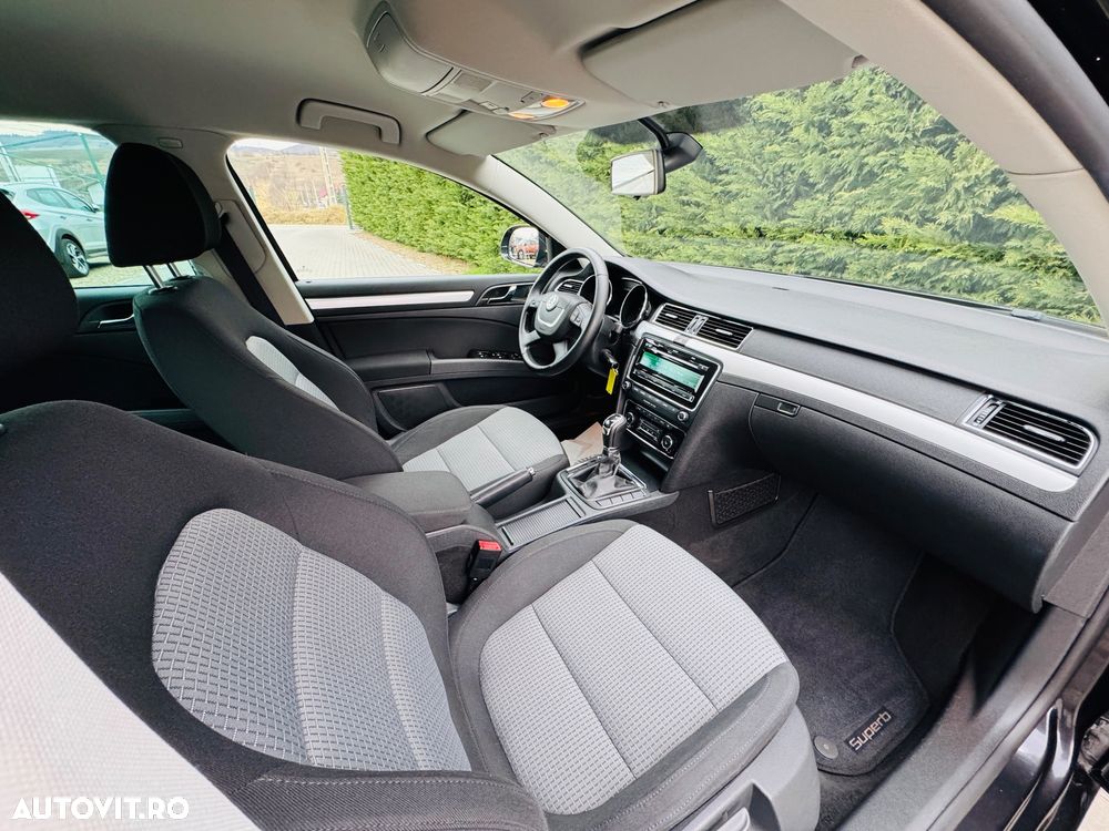 Skoda Superb 1.4 TSI Ambition Green tec - 32