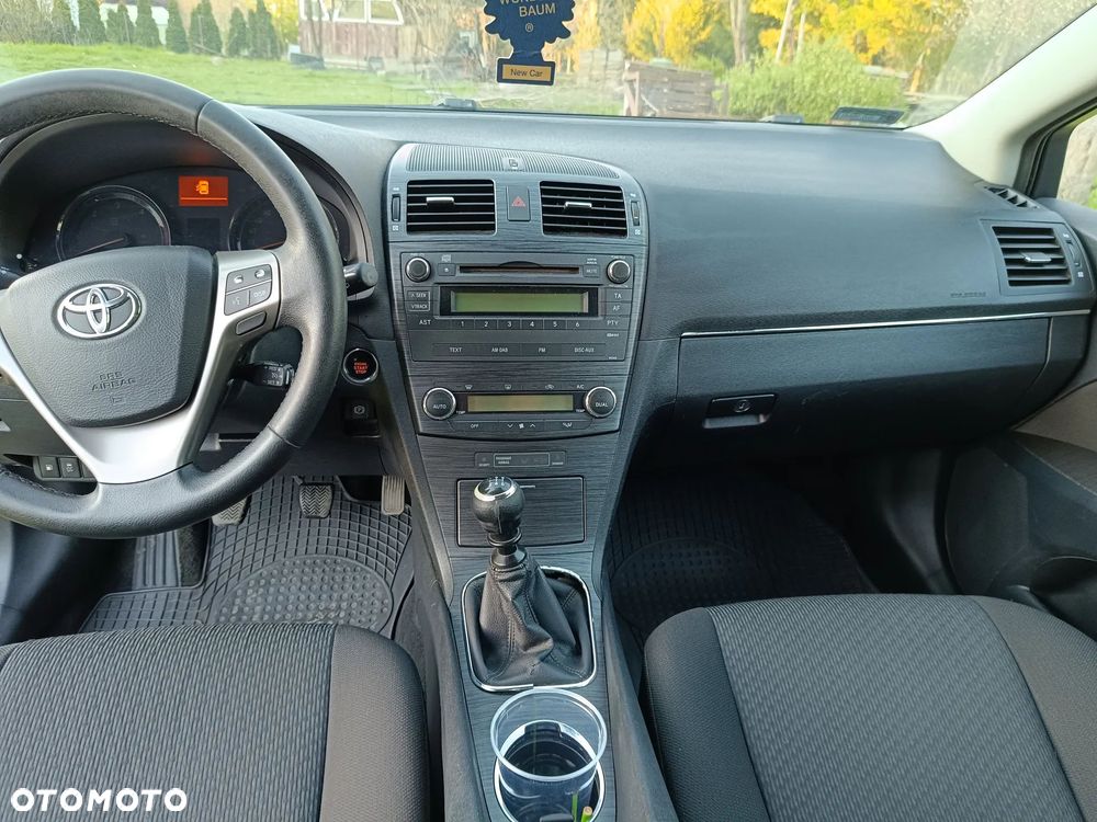 Toyota Avensis 2.0 D-4D Premium - 10