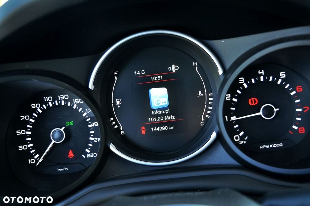 Fiat 500L 1.4 16V City Cross - 23
