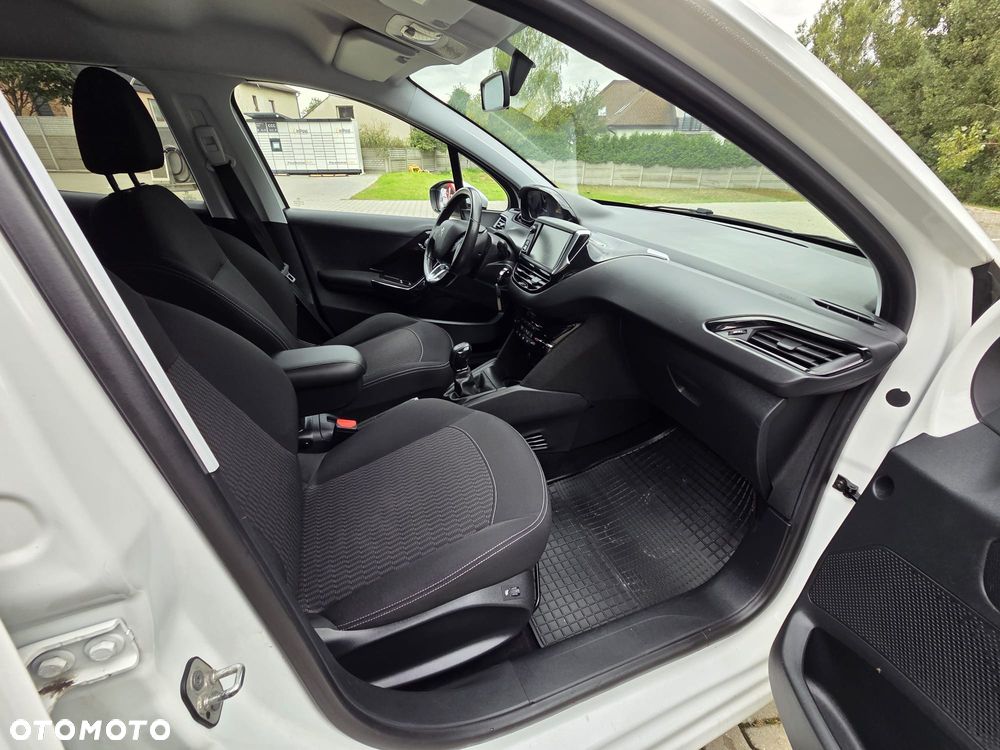 Peugeot 208 1.6 BlueHDi Active S&S - 20