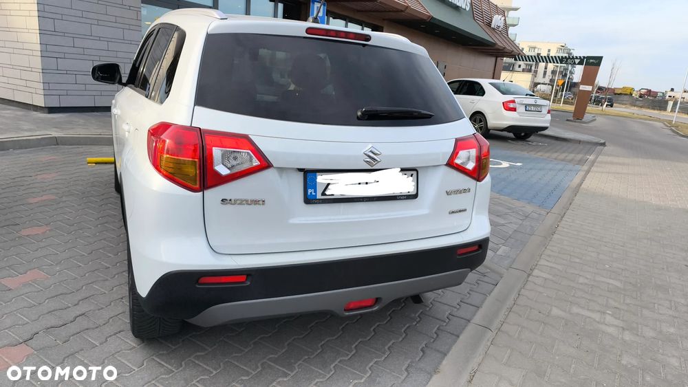 Suzuki Vitara 1.6 Comfort 4WD - 25