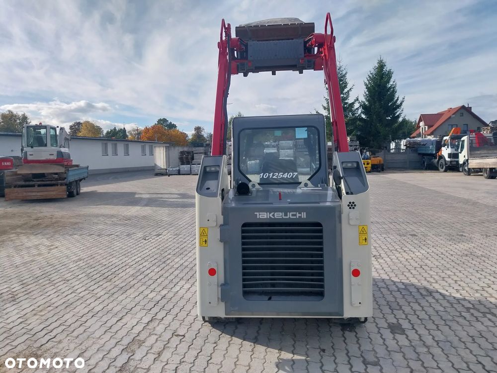 Takeuchi TL8 - 10