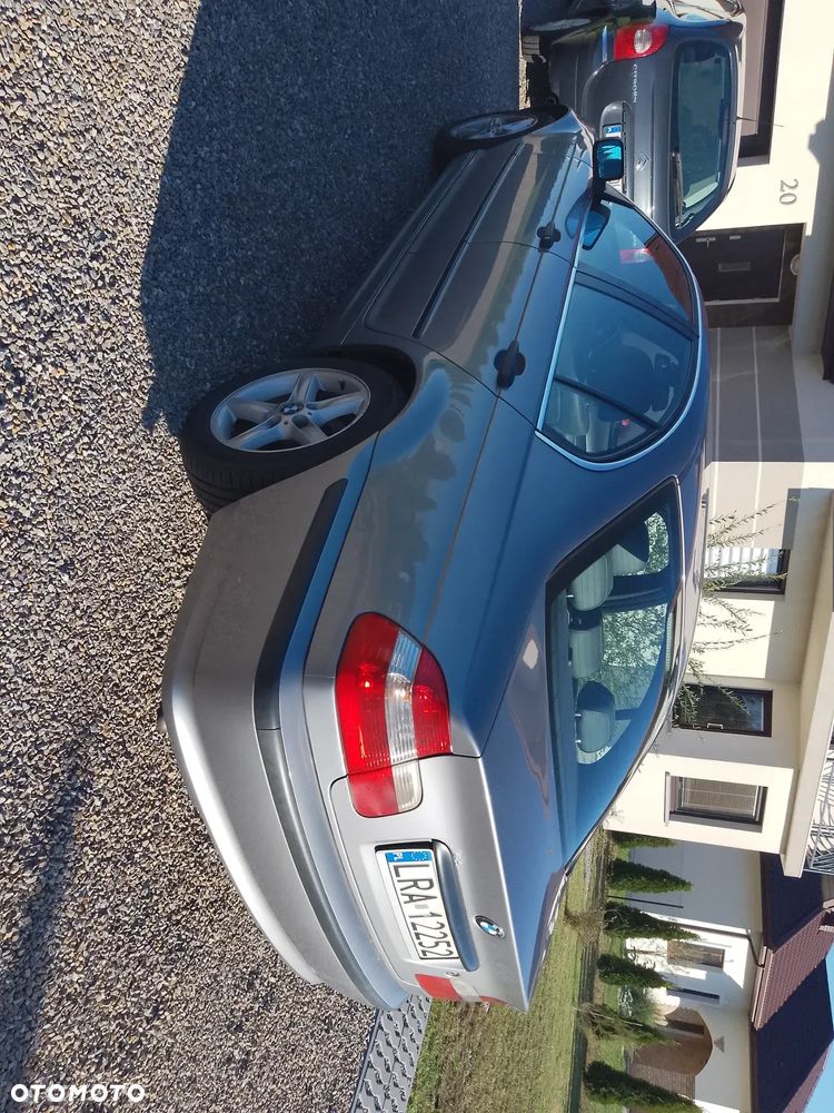 BMW Seria 3 318d - 3