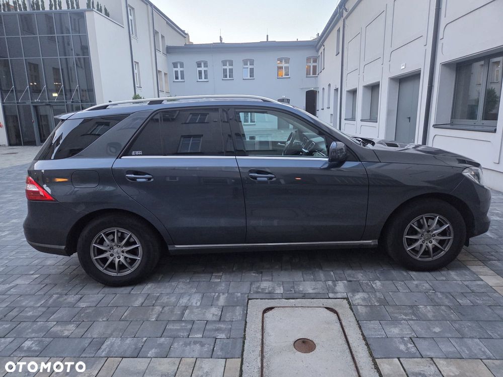 Mercedes-Benz ML - 4