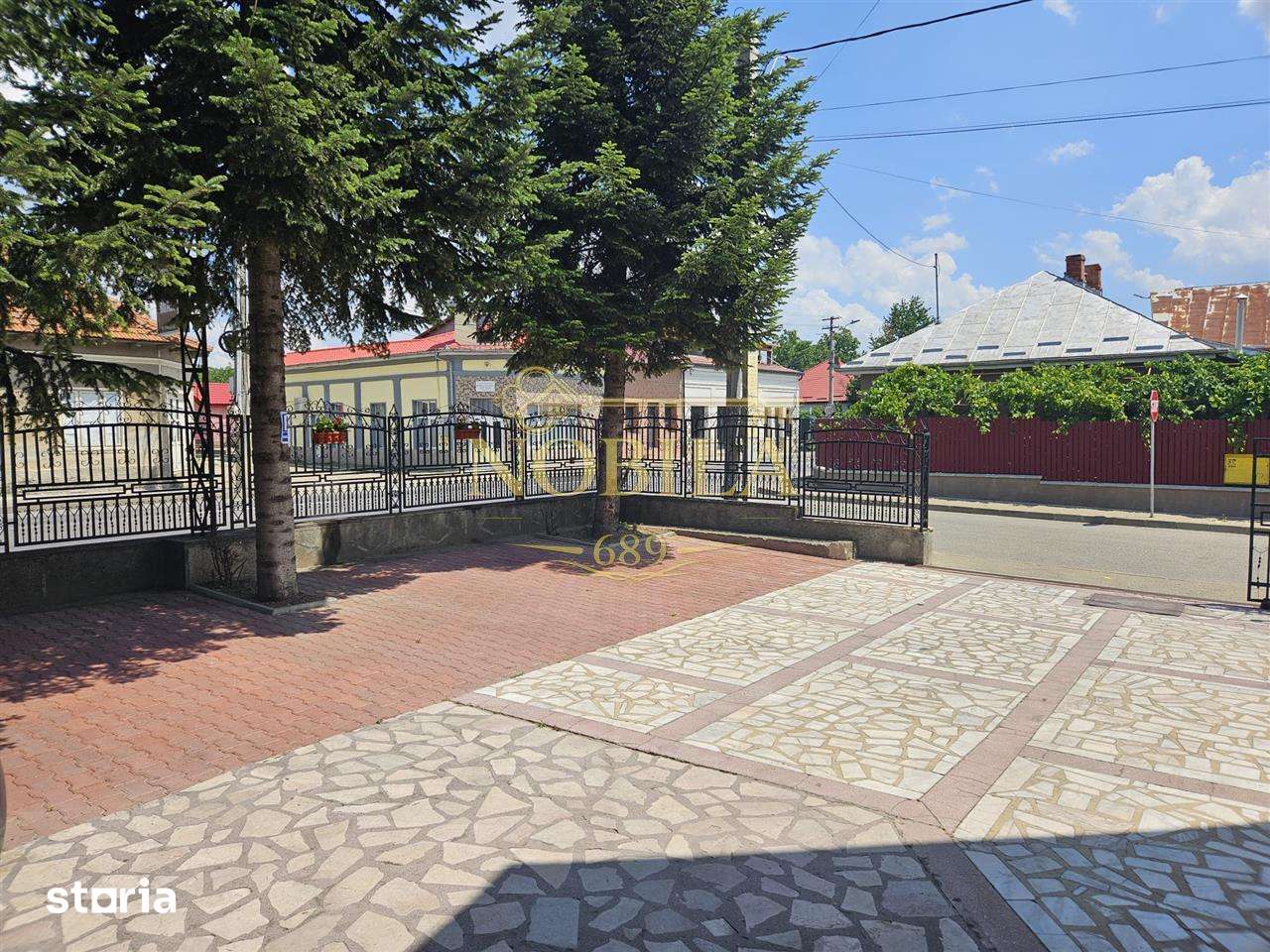 PENSIUNE 3 *** DE VANZARE LA CHEIE IN STATIUNEA  BALNEOCLIMATICA TG OC - Imagine principală: 2/17