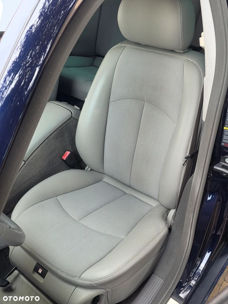 Mercedes-Benz Klasa E 350 4Matic Automatik Avantgarde - 26