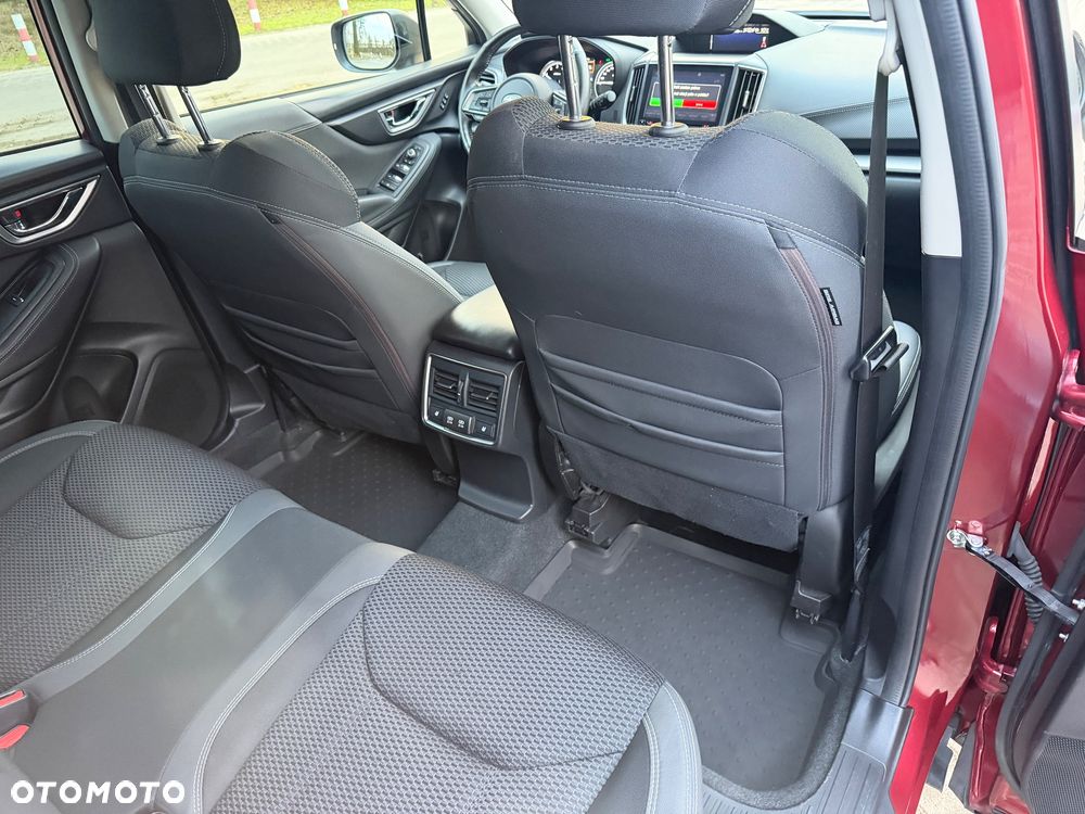 Subaru Forester 2.0 i Exclusive (EyeSight) Lineartronic - 15