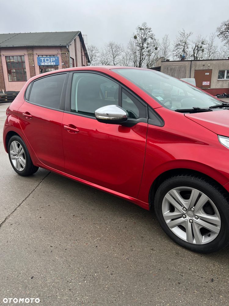 Peugeot 208 - 9