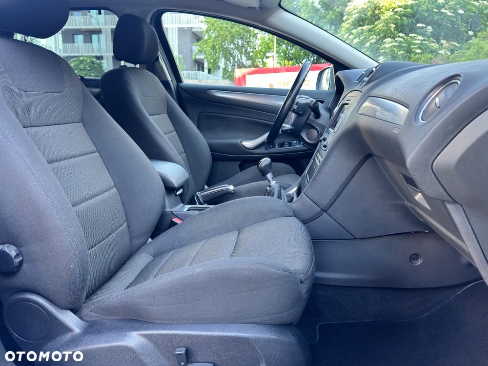 Ford Mondeo 2.2 TDCi Titanium S - 28