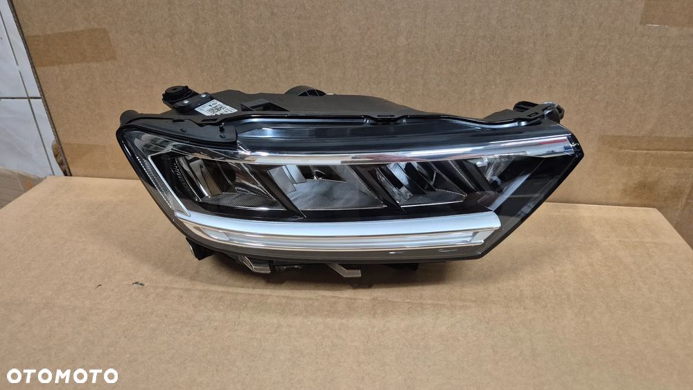 VW T-ROC LIFT LAMPA PRAWA PRZEDNIA PRAWY PRZÓD FULL LED 2GA941006F EUROPA ŁADNA