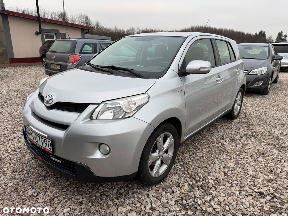 Toyota Urban Cruiser - 4