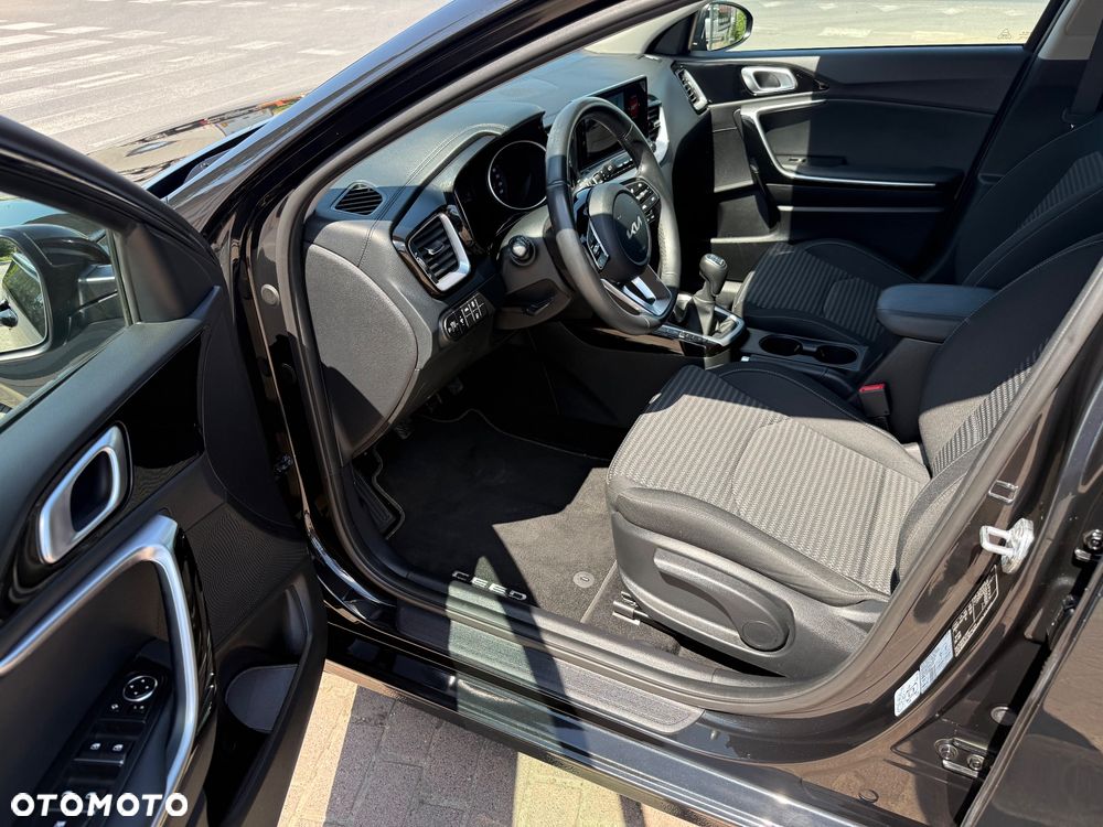 Kia Ceed 1.5 T-GDI OPF Nightline Edition - 10