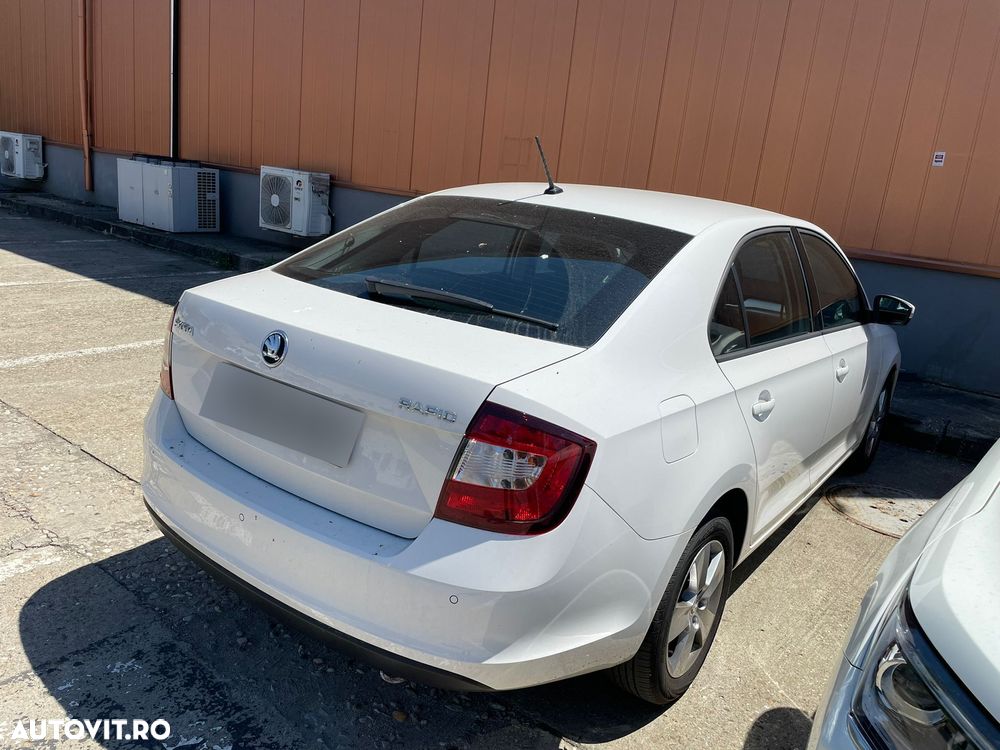 Skoda RAPID 1.0 TSI Ambition - 11