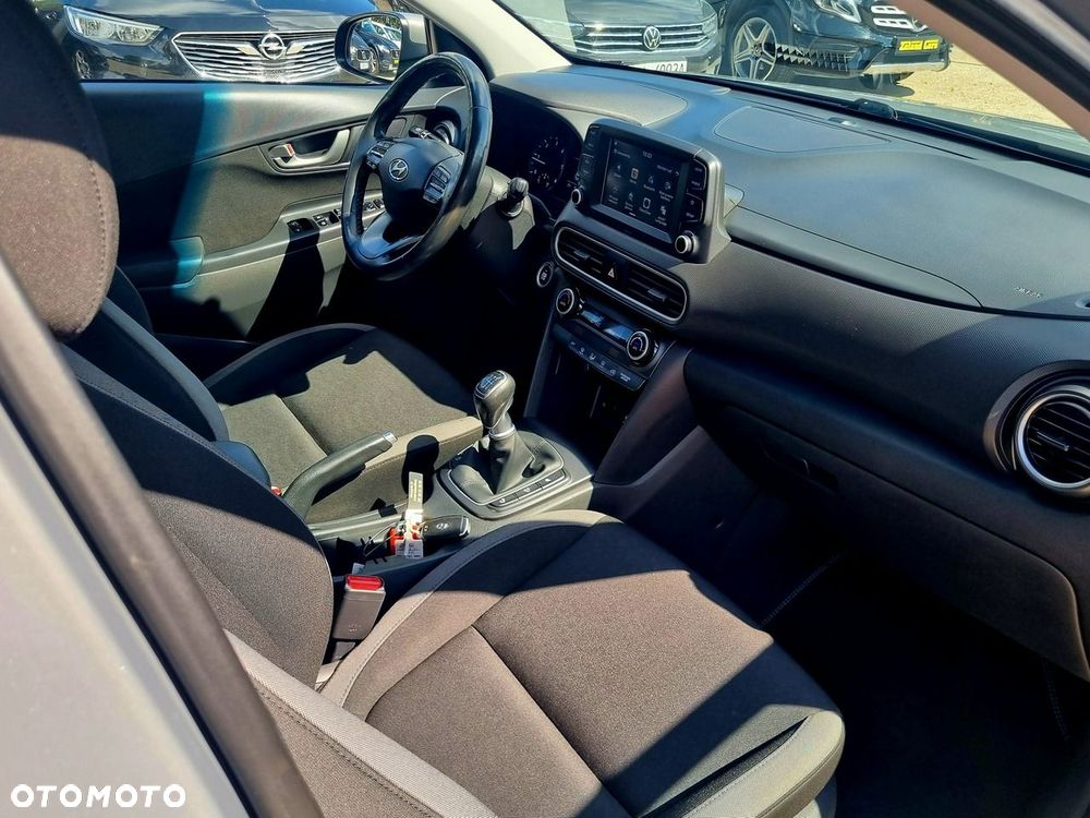 Hyundai Kona - 21