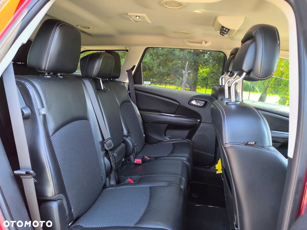 Dodge Journey - 12