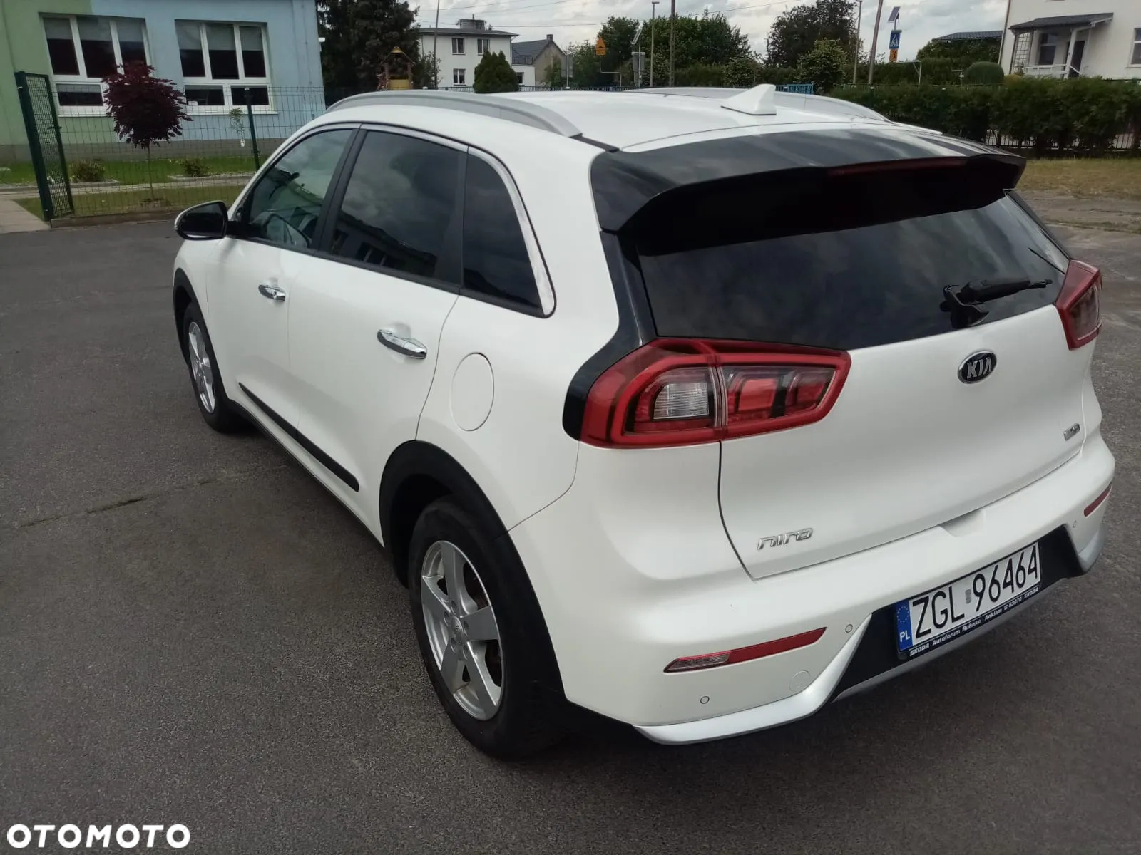 Kia Niro 1.6 GDI Hybrid M - 3