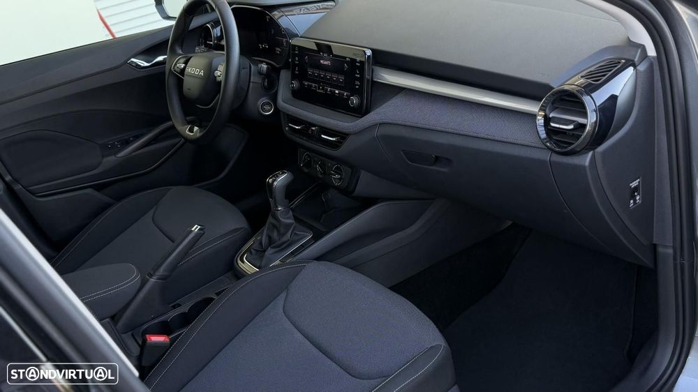 Skoda Fabia 1.0 TSI Selection DSG - 25