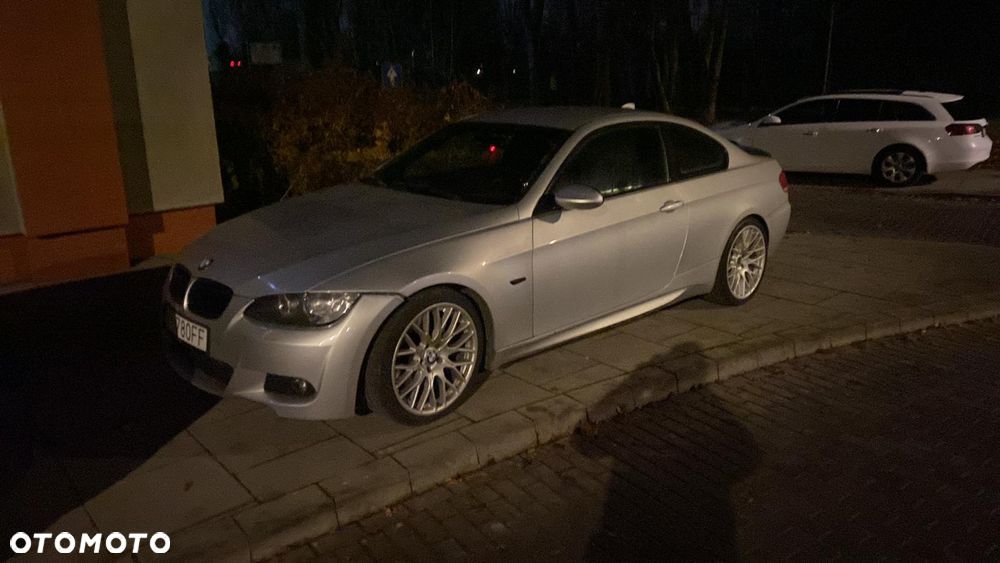 BMW Seria 3 335i M Sport Edition - 2