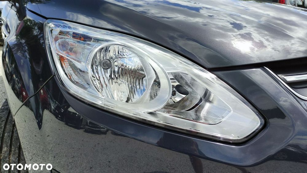 Ford Grand C-MAX - 27