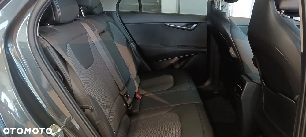 Kia Niro 1.6 GDI Hybrid L - 14