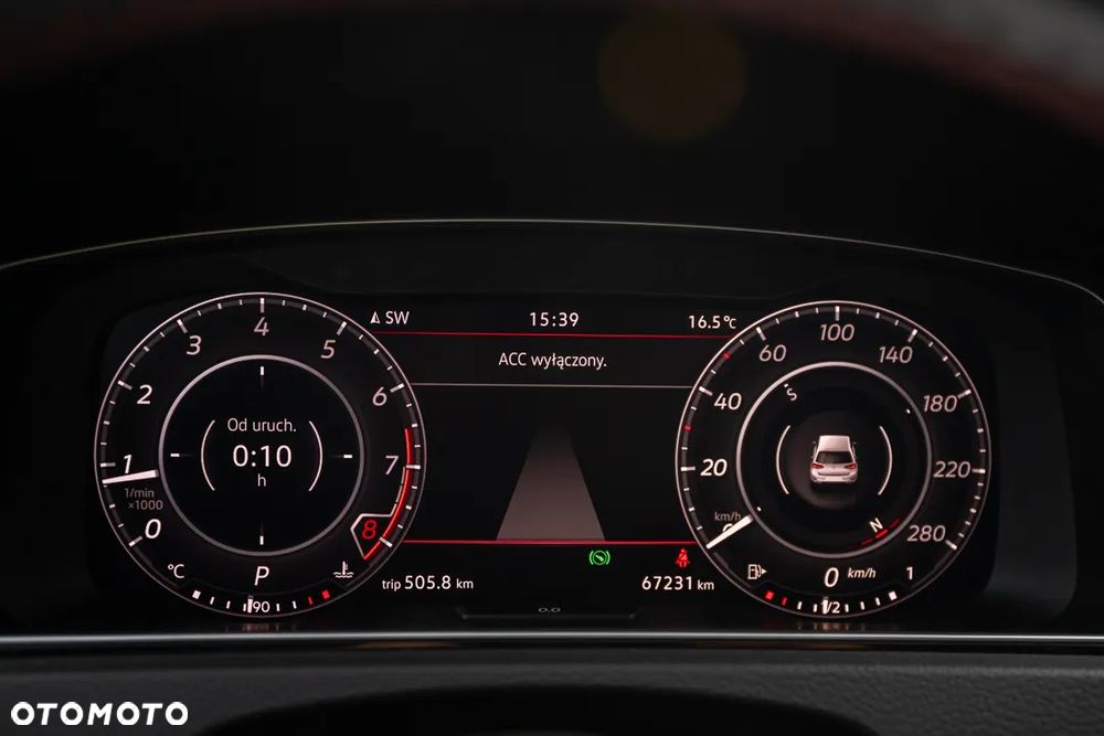 Volkswagen Golf - 31