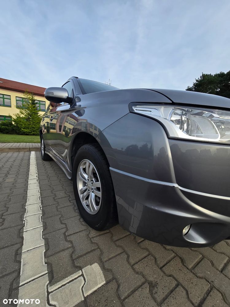 Mitsubishi Outlander 2.2 DI-D 2WD Invite - 17