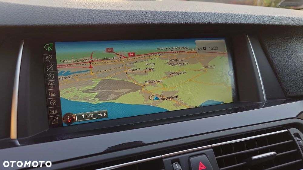 BMW Seria 5 530d xDrive - 15