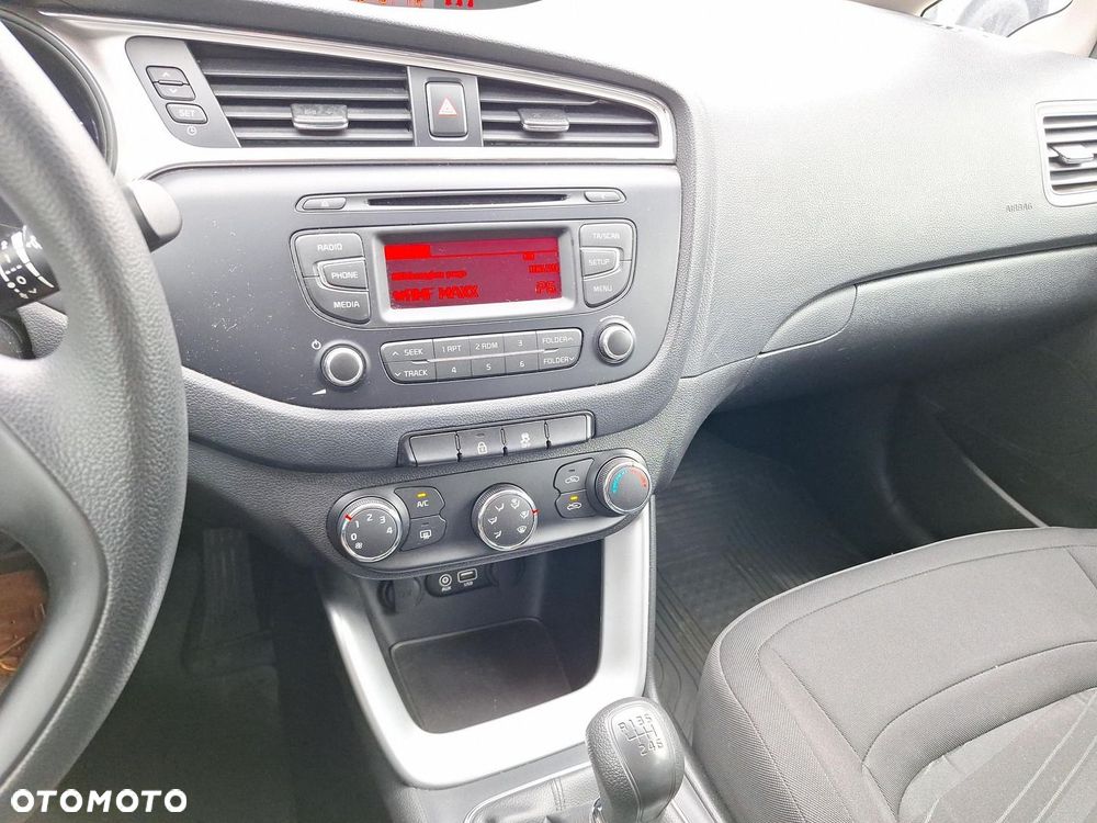 Kia Ceed - 17