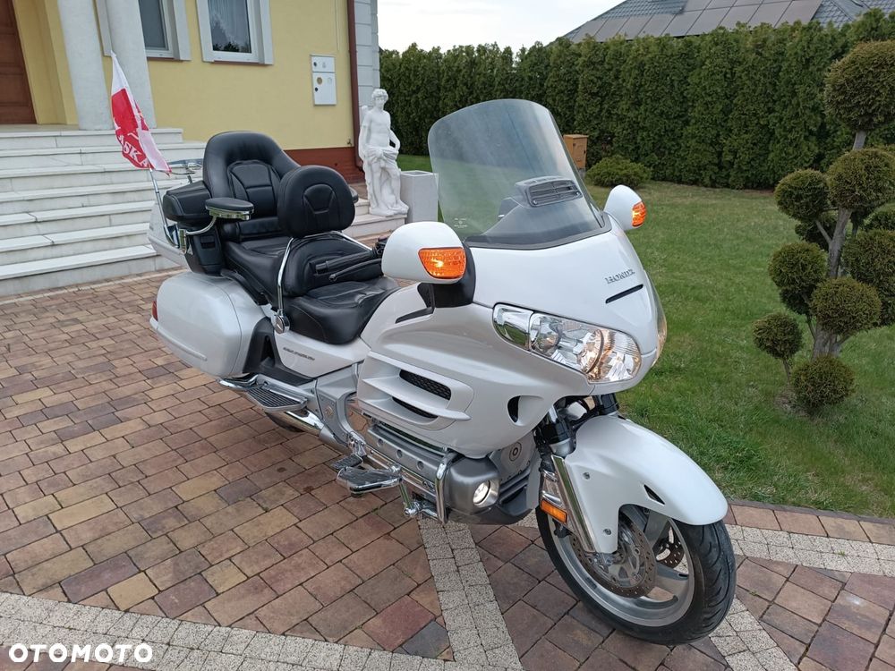 Honda GL - 4