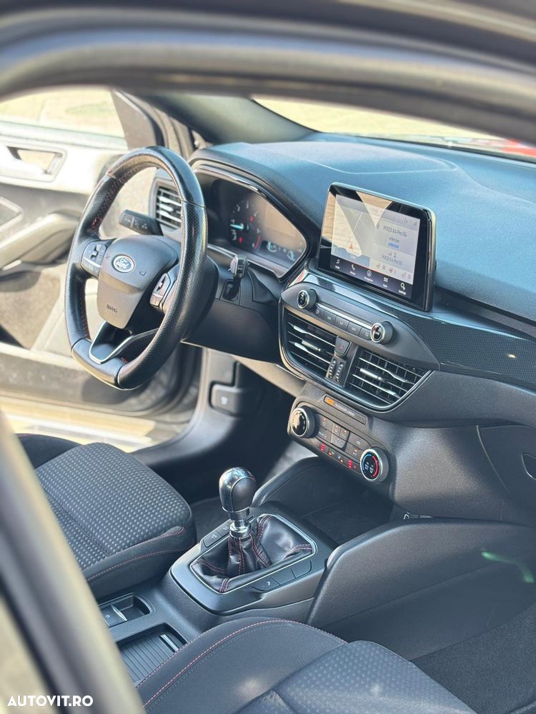 Ford Focus 1.5 EcoBlue ST-Line - 6