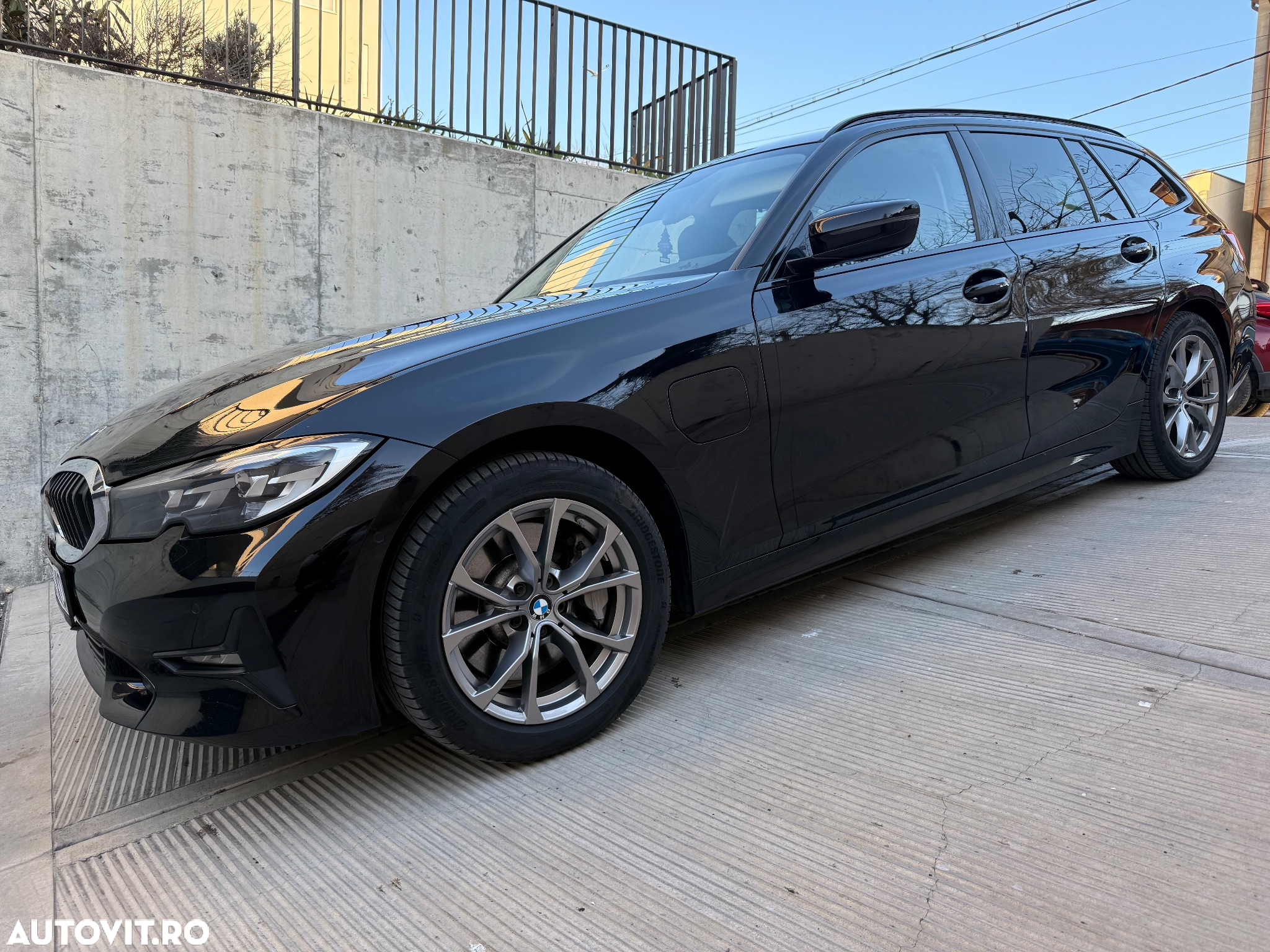 BMW Seria 3 330e Aut. Sport Line - 5