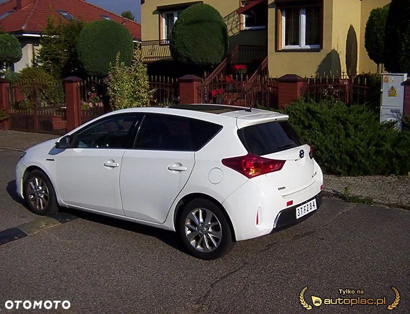 Toyota Auris - 13