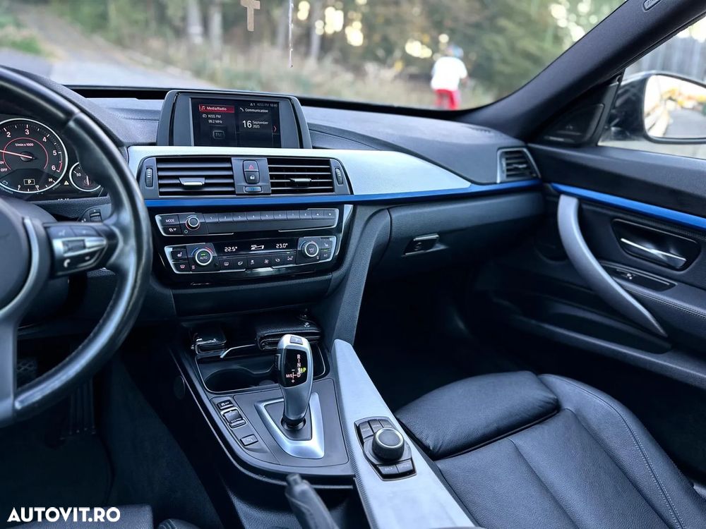 BMW Seria 3 320d GT xDrive AT - 24