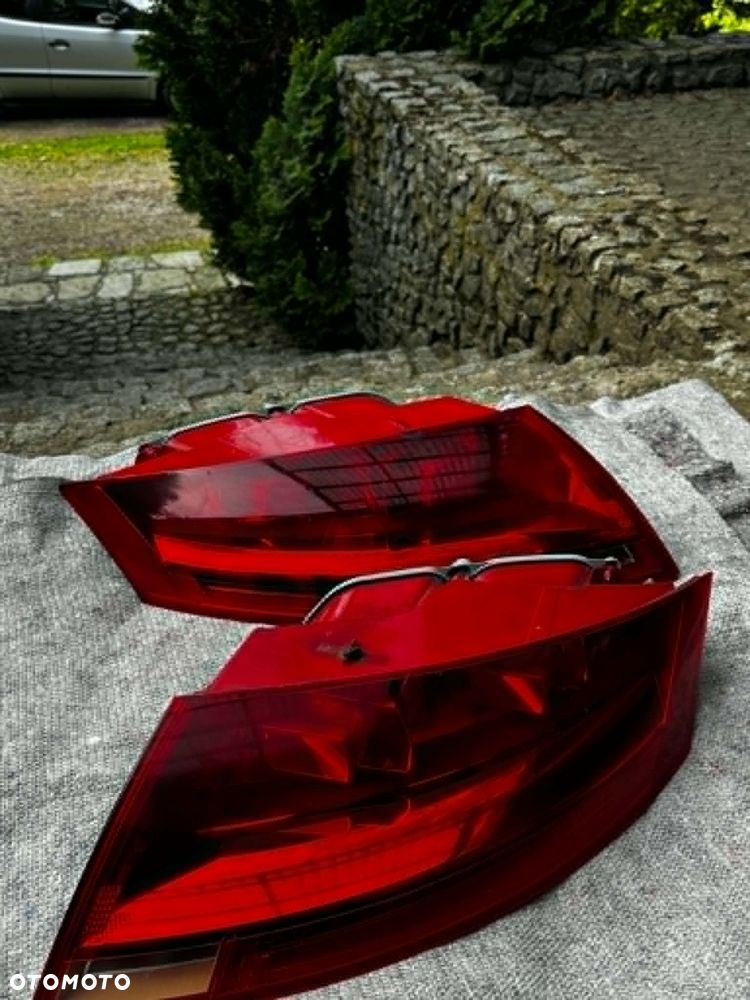 lampy tylne audi TT 8J - 1