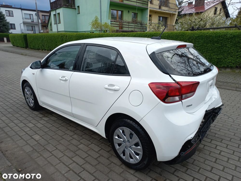 Kia Rio 1.2 Edition 7 - 5
