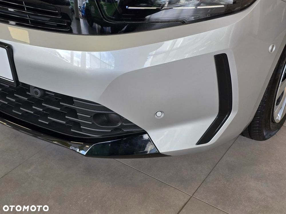 Opel Corsa 1.2 GS S&S - 19