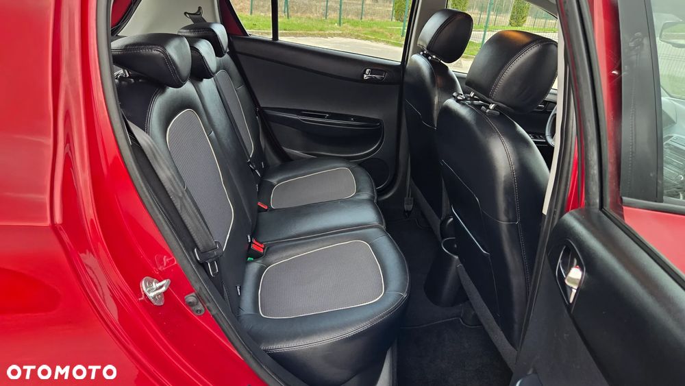 Hyundai i20 1.4 Comfort - 23